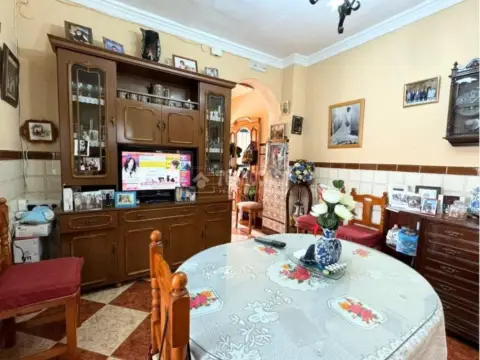 Casa unifamiliar en Las Cabezas de San Juan