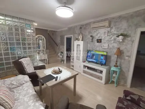 Casa adosada en Campo de la Verdad-Miraflores-Sector Sur