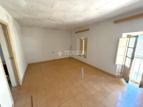 Casa rústica en Cebolla