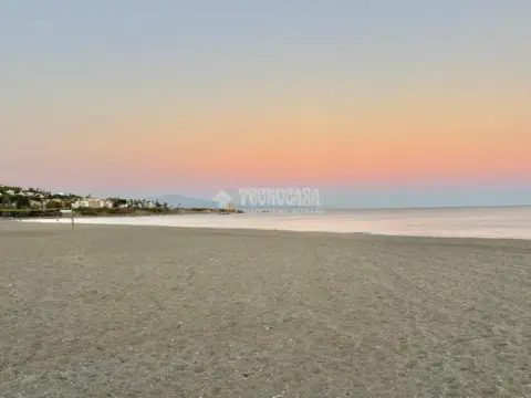 Casa adosada en Casares Costa
