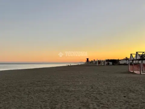 Casa adosada en Casares Costa