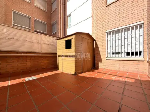 Piso en La Salut-Lloreda-Sistrells