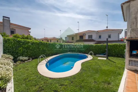 Casa pareada en Carranque
