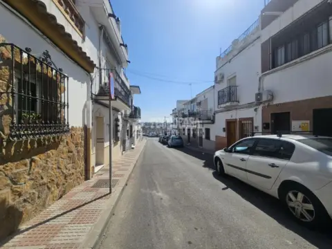 Casa adosada en calle Cam. Viejo