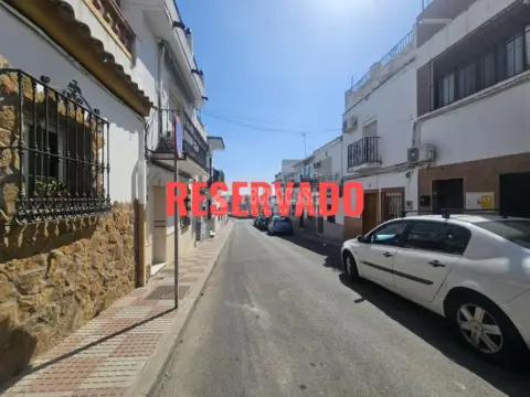 Casa adosada en calle Cam. Viejo