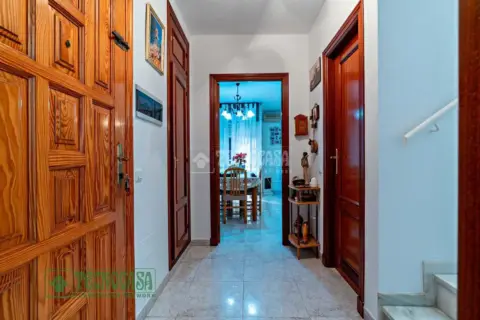 Casa adosada en Santa María del Águila