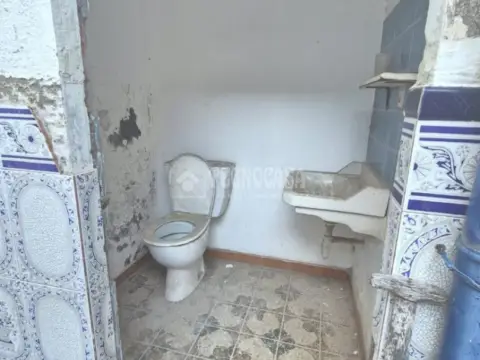 Casa unifamiliar en San Pedro-Gabriel Miró-María Guerrero