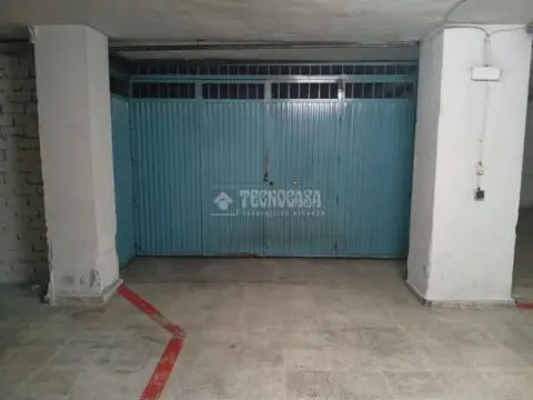 Garaje en calle Sta. Clotilde