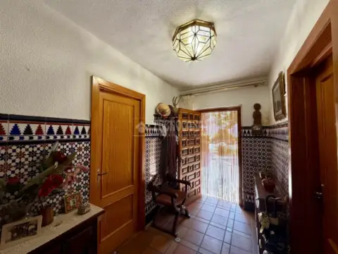 Casa adosada en Villanueva de la Torre