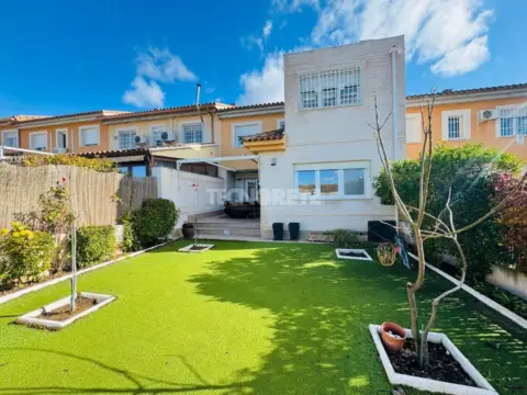 Casa pareada en Valparaíso-La Legua