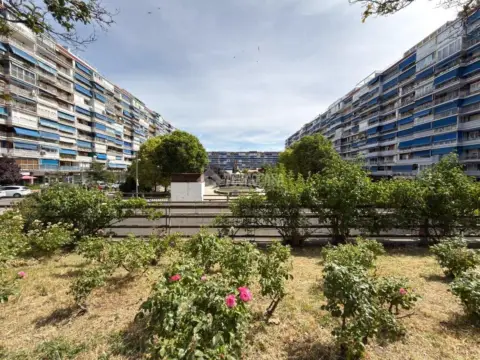 Piso en Valderas-Los Castillos-Parque Lisboa