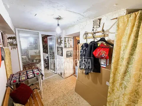 Casa adosada en calle de Belén