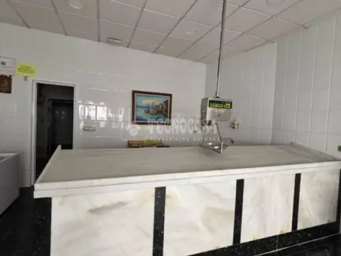 Local comercial en Cenes de La Vega