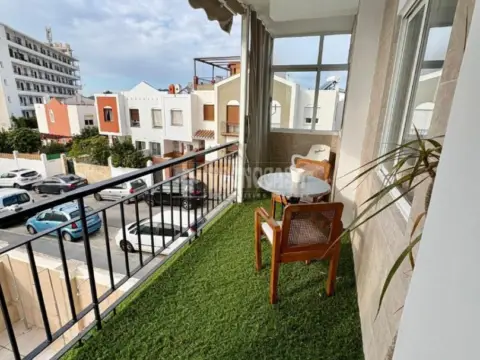 Piso en Avenida de Pescia-La Noria-Pueblo Rocío