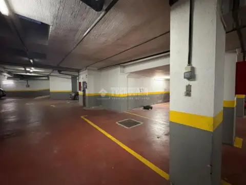 Garaje en calle de Lérida