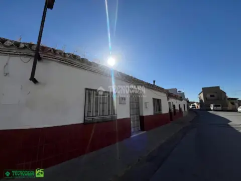 Casa adosada en Pozuelo de Calatrava
