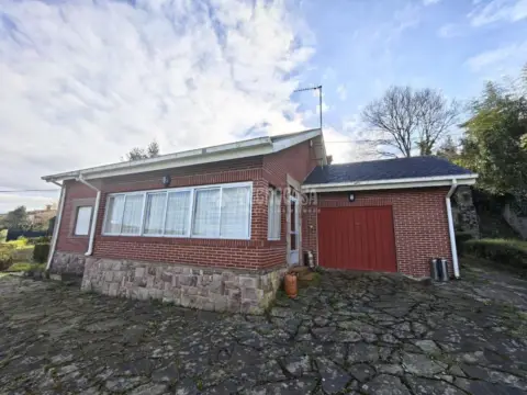 Casa unifamiliar en Barrio Villanueva-Riosapero