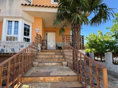 Casa pareada en calle de Beethoven