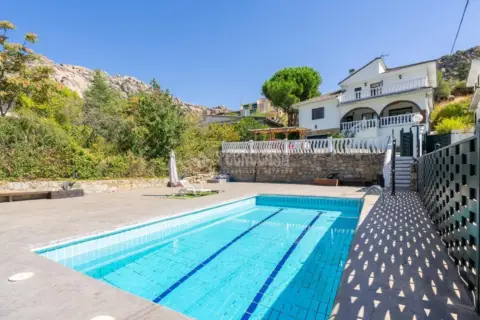 Casa pareada en Manzanares el Real