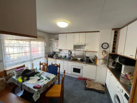 Casa adosada en Ensanche