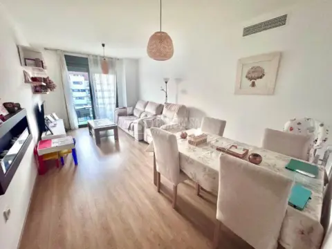 Piso en Poniente-Norte-Miralbaida-Parque Azahara