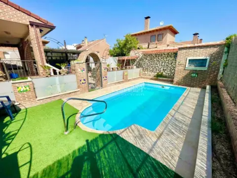 Casa unifamiliar en Cabanillas del Campo