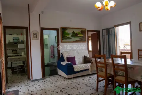 Casa adosada en Tabernas