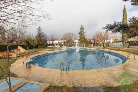 Casa pareada en Ogíjares