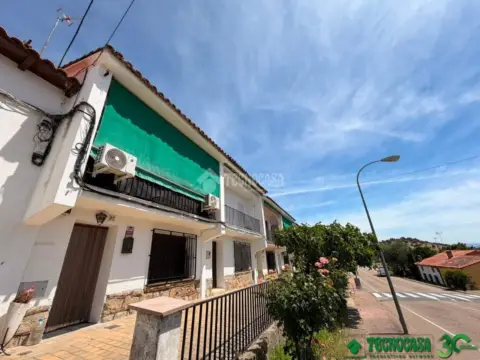 Casa adosada en Lanzahíta