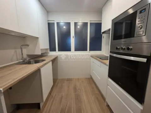 Piso en Valderas-Los Castillos-Parque Lisboa