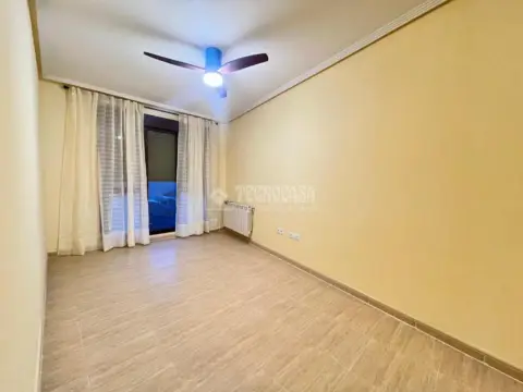 Piso en Tres Olivos-La Piedad