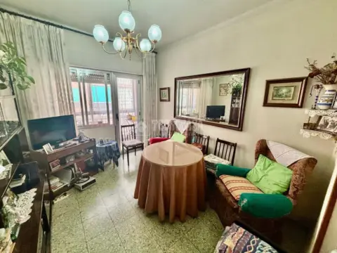 Piso en San Nicolás-La Toledana-Valle Amblés