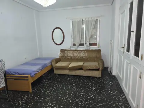 Piso en calle de Pere Cabanes