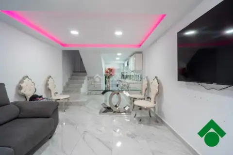 Casa adosada en Pinos Puente