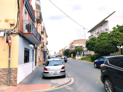 Local comercial en Coria del Río