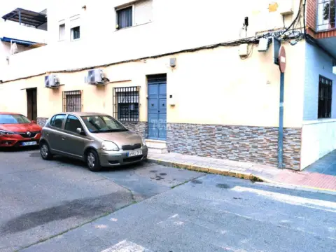 Local comercial en Coria del Río