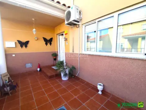 Casa adosada en calle Guadalupe del Pozo Parada