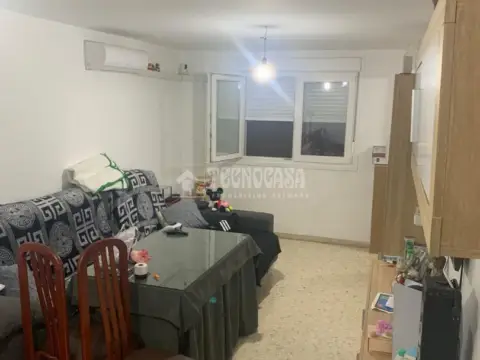 Piso en Nuevo Parque-Los Rosales-Tráfico Pesado