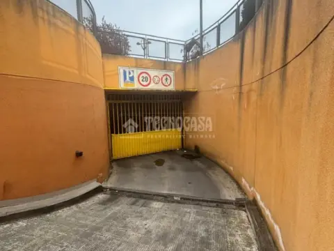 Garaje en Las Margaritas-Universidad