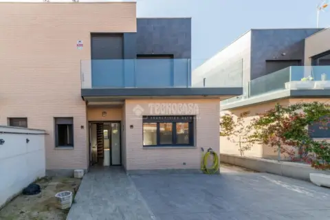 Casa pareada en Zarzalejo