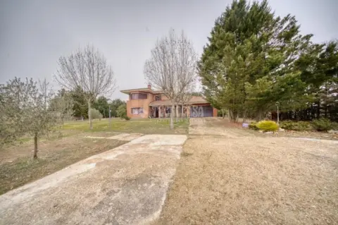 Casa unifamiliar en Trigueros del Valle