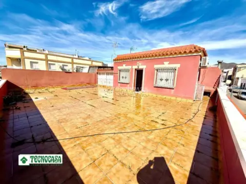 Casa unifamiliar en El Puente del Río