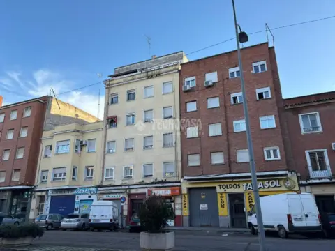 Piso en Tres Olivos-La Piedad