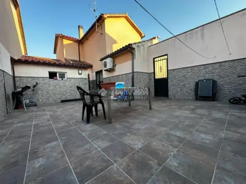 Casa adosada en Campo de la Verdad-Miraflores-Sector Sur