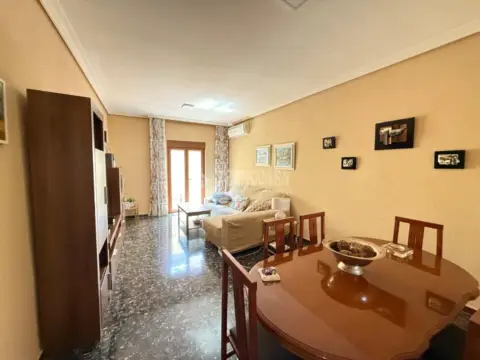 Piso en San Bartolomé-calle Millán de Priego