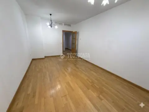 Piso en Campus de la Salud-Palacio de los Deportes