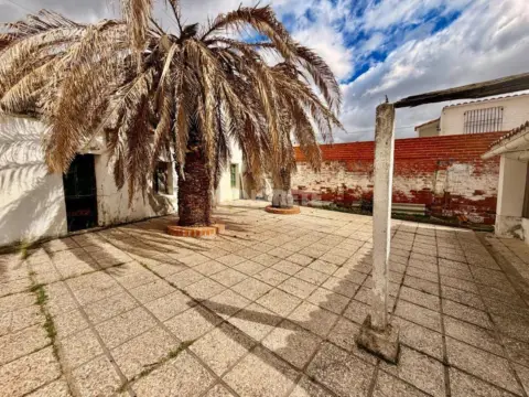 Casa unifamiliar en Villaluenga de La Sagra
