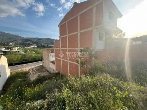 Terreno en Los Villares