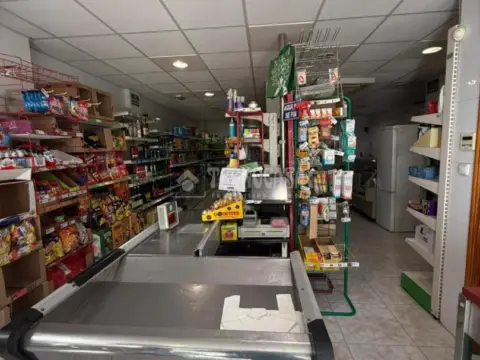 Local comercial en Alhendín