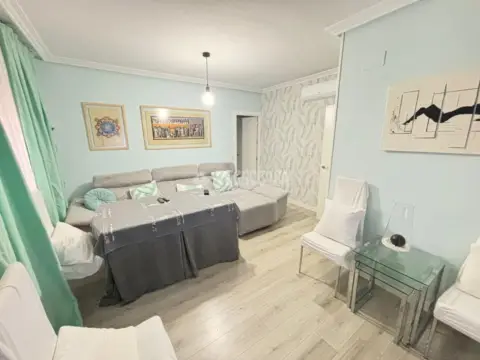 Piso en Avenida de Elvas-Campus